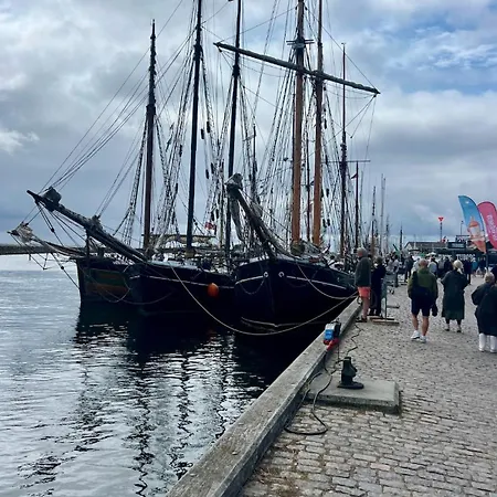 Charmerende I Skipperkvarteret I Med 3 Sovevaerelser * Marstal