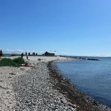 Charmerende I Skipperkvarteret I Med 3 Sovevaerelser Marstal
